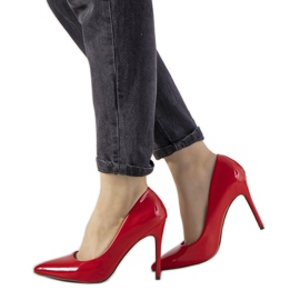 Rot lackierte Ibiza-Heels