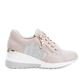 Beige glänzende Sneakers auf dem Keilabsatz The Moment