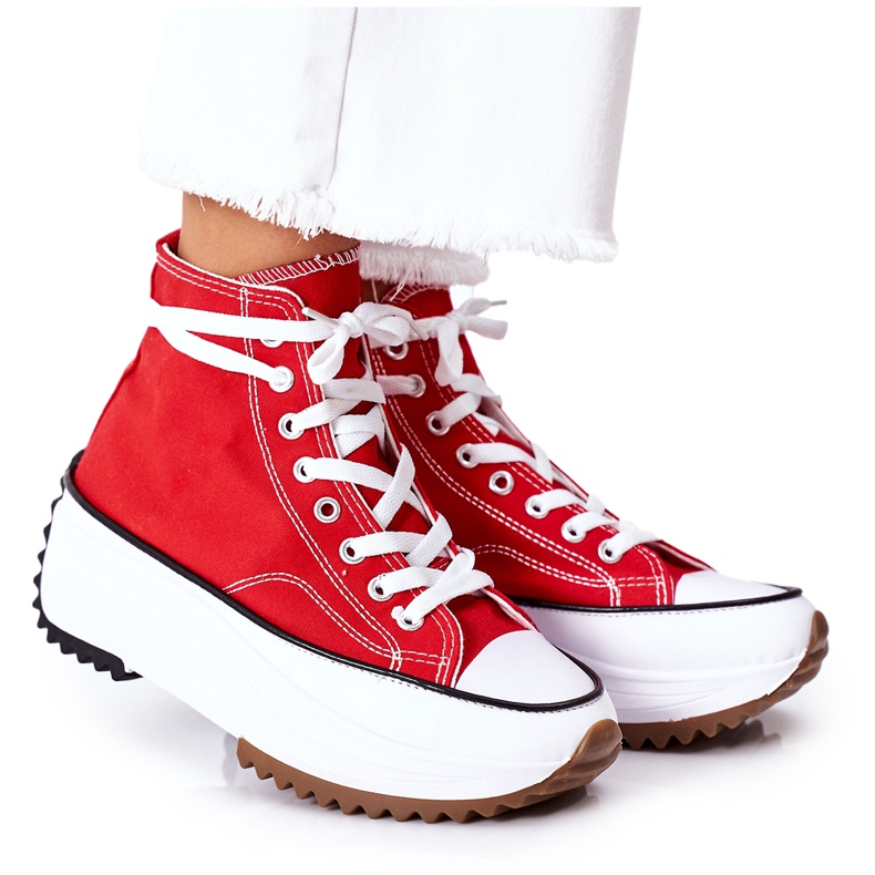Hohe Sneakers auf der Electric Love Red Platform rot
