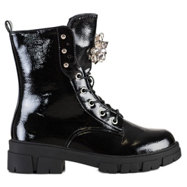 S. BARSKI Arbeiter mit einem Kristallornament von S.BARSKI schwarz