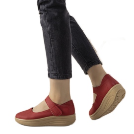 Rote Halbstiefel mit dicker Sohle Lumen