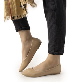 Beige Ballerinas im Camilia Krokodilledermuster