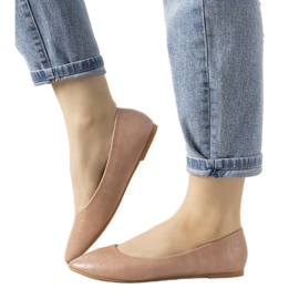 Rosa Ballerinas im Camilia-Krokodilhaut-Muster