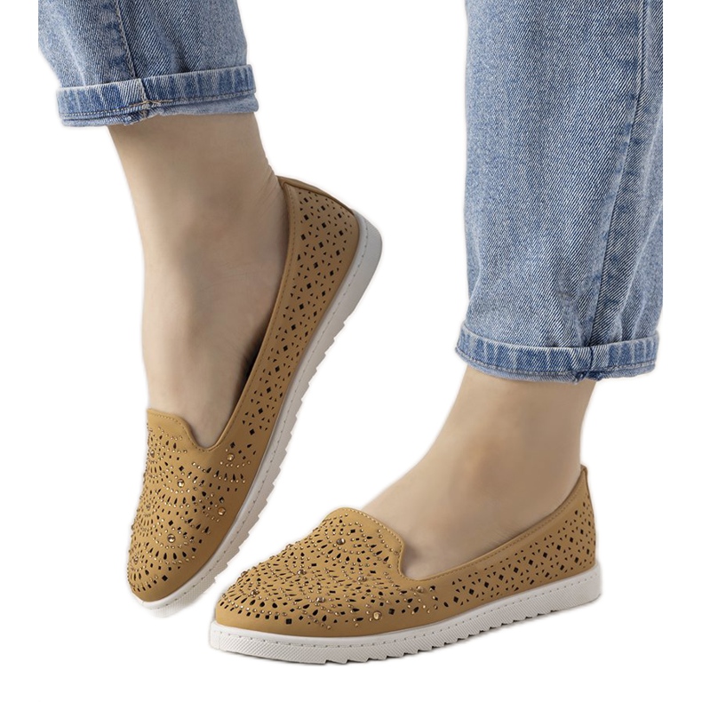 Camel Loafer mit durchbrochenem Loretta-Muster braun