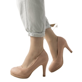 Pinke Pumps auf einem Marino-Stiletto-Absatz rosa