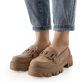 Beige Mokassins auf hoher Perla-Sohle