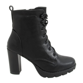 Schwarze High Heels mit Schnürung 77-152 Schwarz