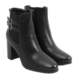 Schwarze Stiefel mit hohen Absätzen 8998-35 Schwarz