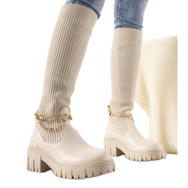 Beige Stiefel mit Sockenoberteil Cheers