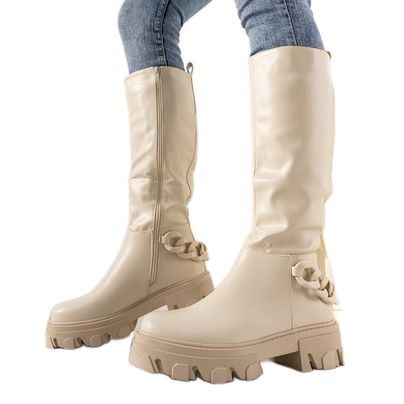 Beige Stiefel mit Kette Conny
