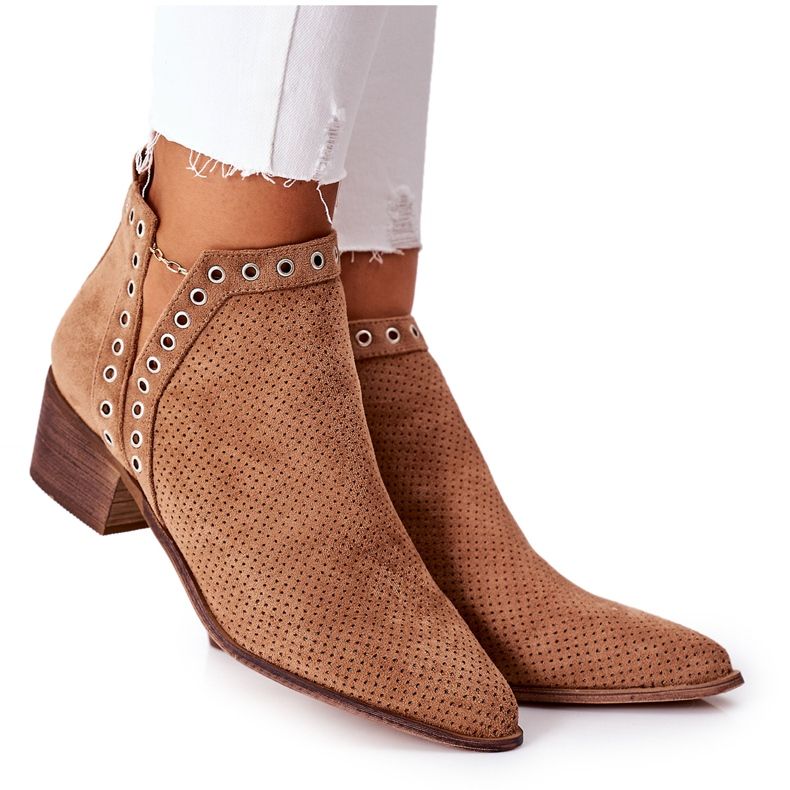 Durchbrochene Stiefel mit Cut-Outs, Camel Western beige