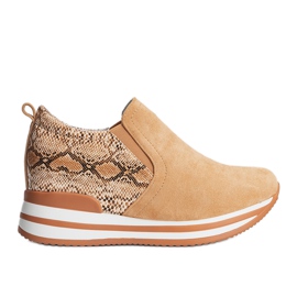 BM Orange Sneaker auf dem Infinitale Wedge