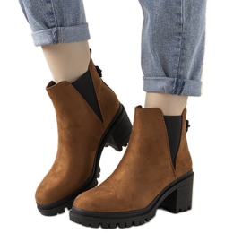 Camel Boots auf dem Cissy Post braun