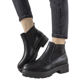 Klassische schwarze Stiefel mit elastischem Santacruz