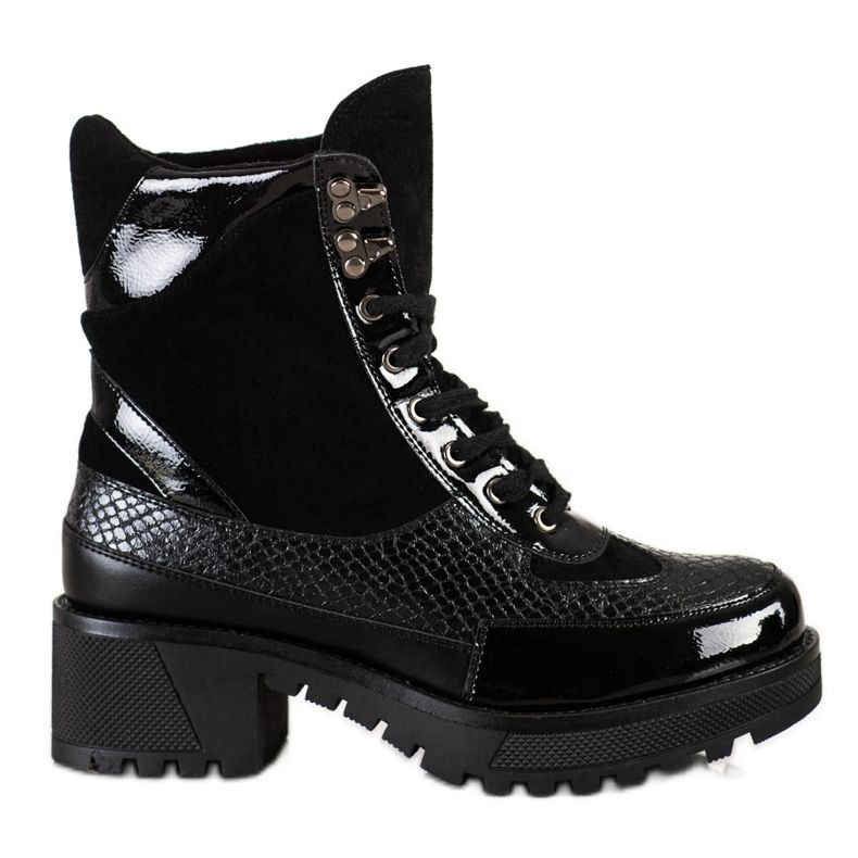 Janessa Schwarze Modearbeiter