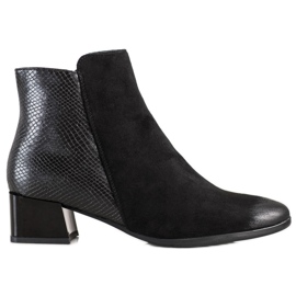 Stiefel mit Schlangenprint VINCEZA-Einsatz schwarz