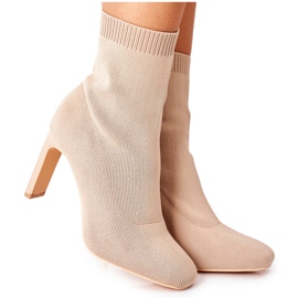 Slip-On-Stiefel für Damen mit einer khakifarbenen Tonight-Socke beige
