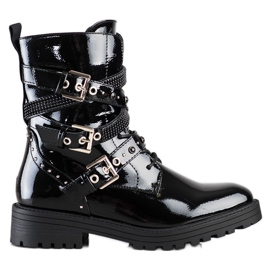 Erynn Schwarze Arbeiter mit dekorativen Schnallen