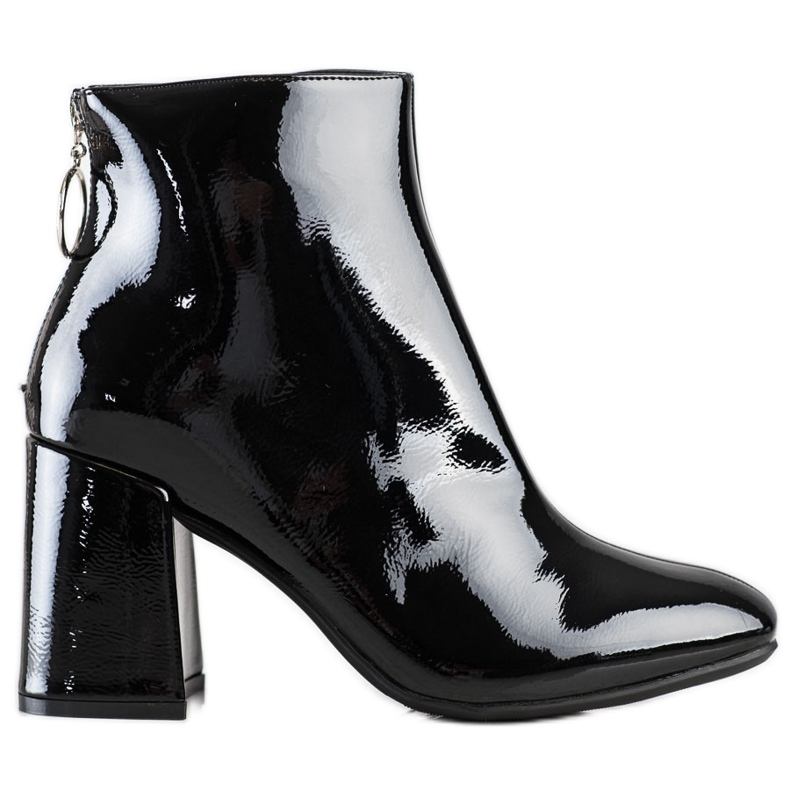 Lucky Shoes Lackierte Stiefel am Pfosten schwarz