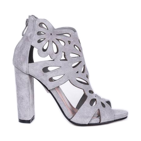 Graue Stiefel mit Cut-Outs von Leah