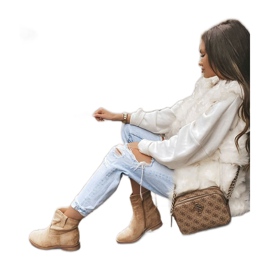 Beige Stiefeletten von Venicia