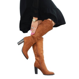 Kamelstiefel auf dem Eve Post braun grau