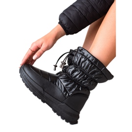 TRENDI Modische schwarze Schneestiefel