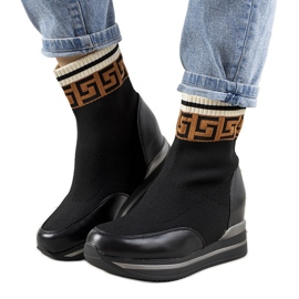 Sneakers mit Keilabsatz in Schwarz Wanda