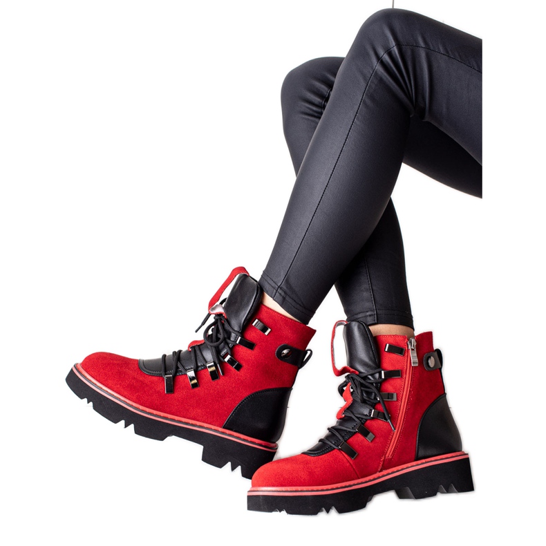 Stiefeletten aus rotem Leder von Artiker