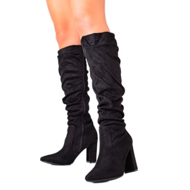 TRENDI Stylischer Stiefel mit plissiertem Obermaterial schwarz