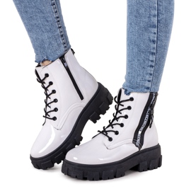 Weiß lackierte Stiefel Brisette