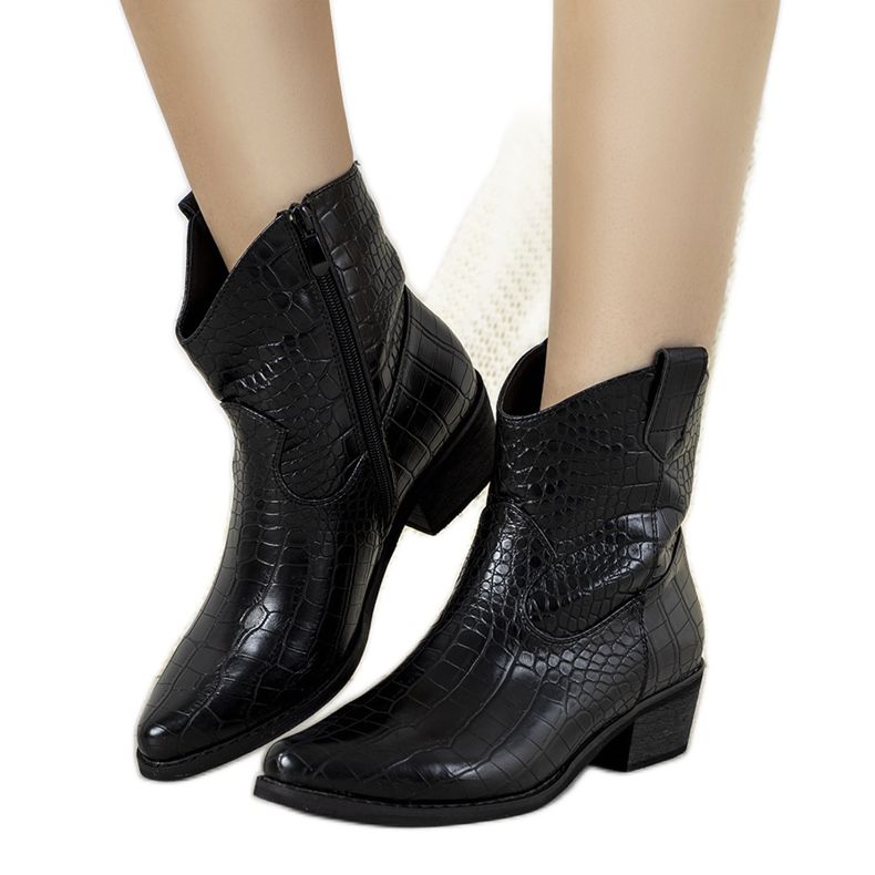 Schwarze Cowboystiefel im Aurore Krokodilledermuster