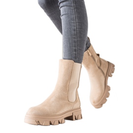 Sweet Shoes Modische beige Stiefel auf der Plattform