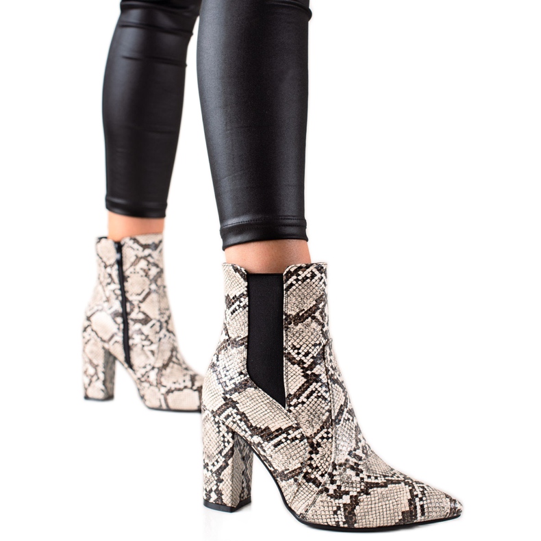 Marquiz Stylische Stiefeletten mit Schlangenprint beige