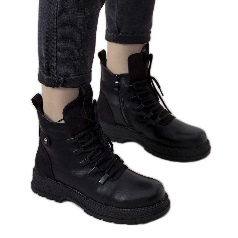 Schwarze isolierte Damenstiefel von Ringer