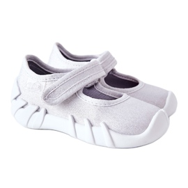 BEFADO S.A. Inblu Glänzende Hausschuhe 109P222 Silber