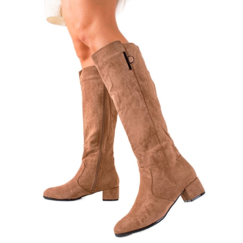 TRENDI Bequeme beige Stiefel braun