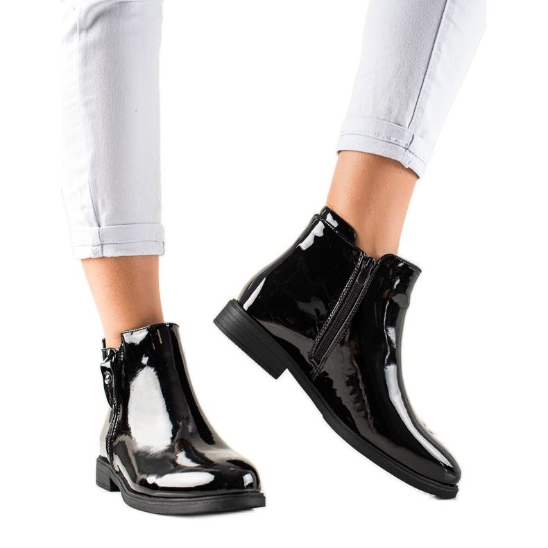 TRENDI Klassische lackierte Stiefel schwarz