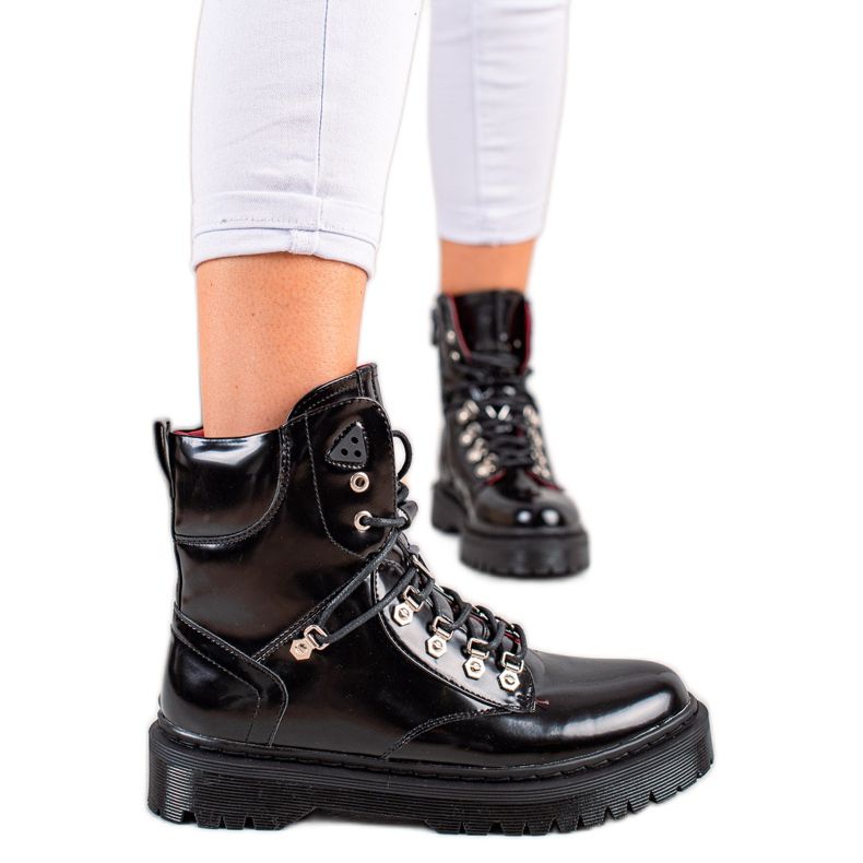 Lucky Shoes Lackierte schwarze Stiefel