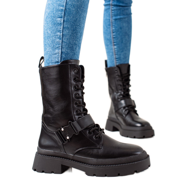 Seastar Schwarze Arbeiter mit einer Schnalle