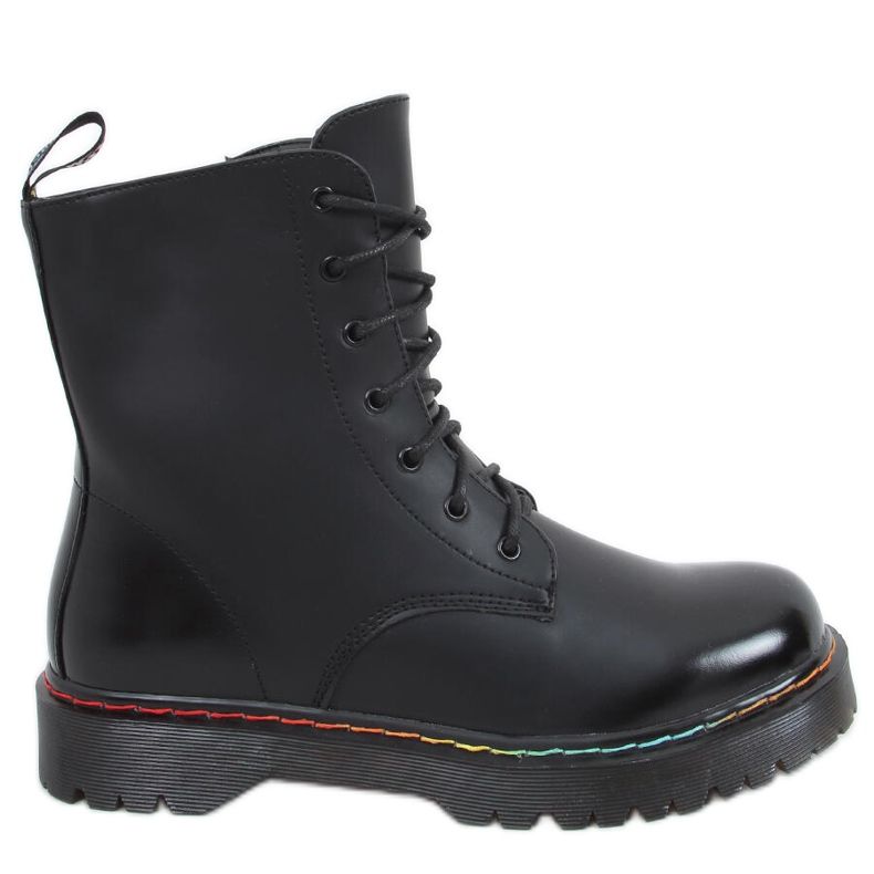 Martensiaki mit dem farbigen Ohio Black Faden schwarz