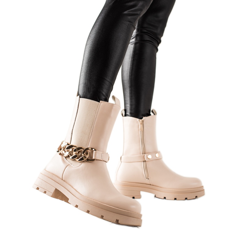 TRENDI Hohe Stiefel mit Kette beige