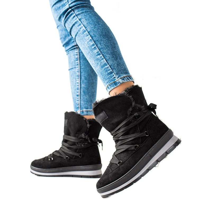 TRENDI Schwarze Wildleder-Schneestiefel