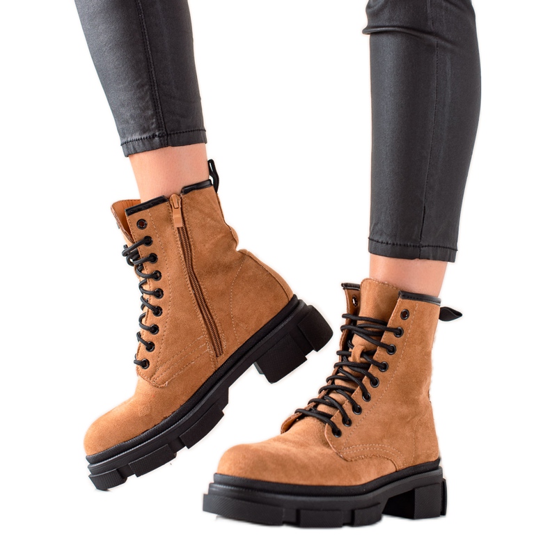 Super Me Braune Wildleder-Trapper beige