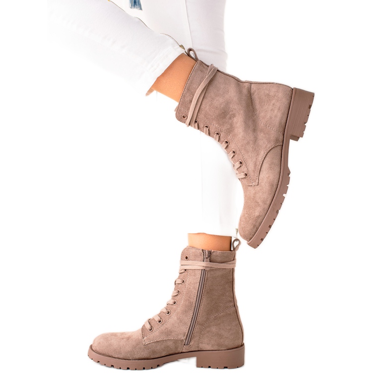 Bestelle Wildleder-Trapper beige