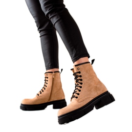 Super Me Wildlederbeige Trapper