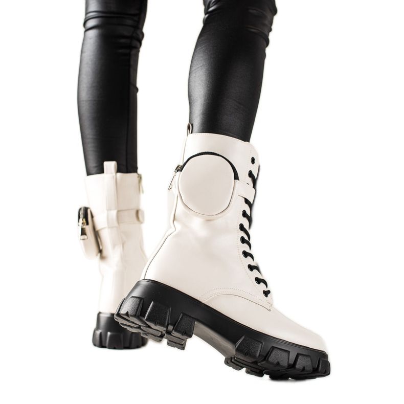 TRENDI Stilvolle Arbeiter beige