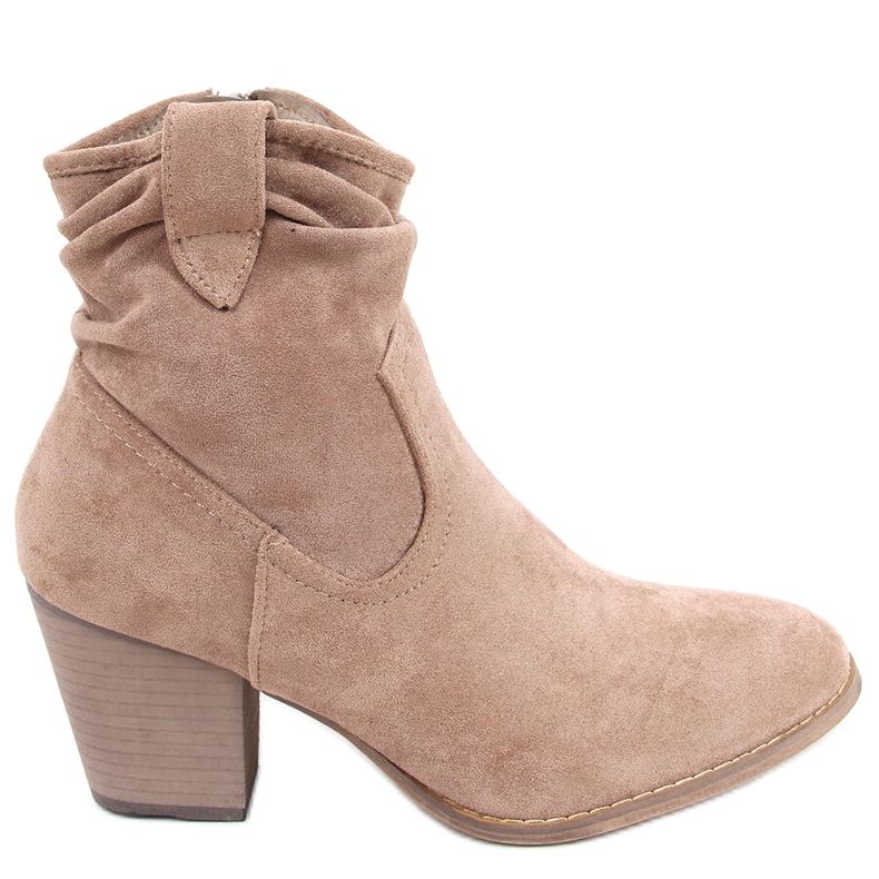 Stiefel mit hohen Absätzen von Bedd Khaki beige