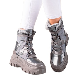 TRENDI Graue Schneestiefel LT240g silber-