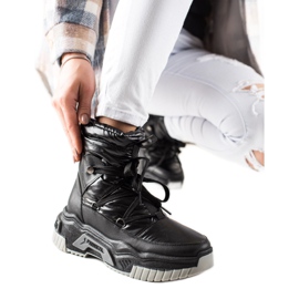 TRENDI Schwarze Schneestiefel zum Schnüren